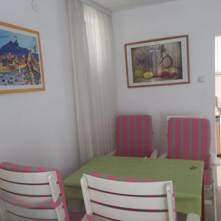 Apartment Perla - 150M From The Sea 노비비노돌스키 외부 사진