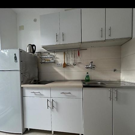 Apartment Perla - 150M From The Sea 노비비노돌스키 외부 사진