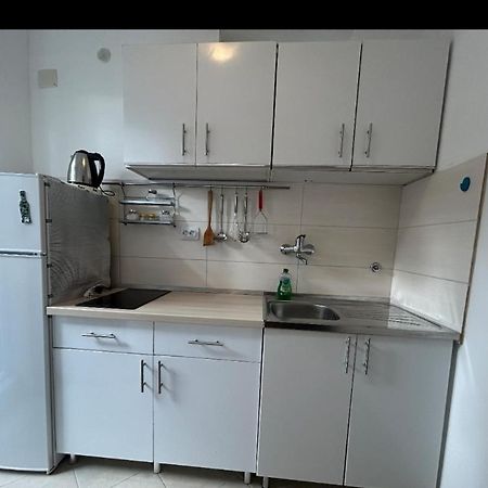 Apartment Perla - 150M From The Sea 노비비노돌스키 외부 사진