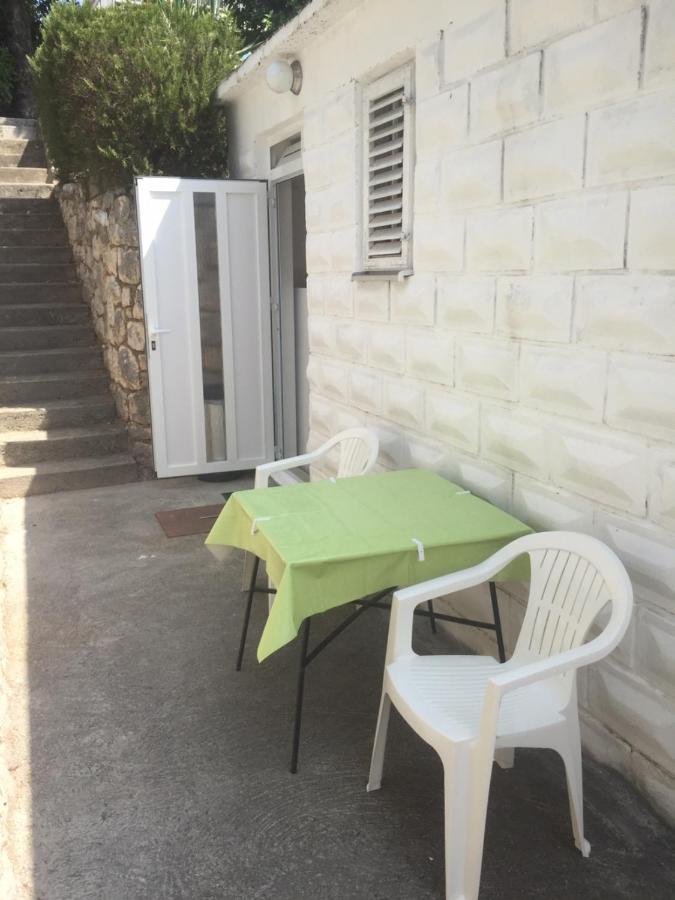 Apartment Perla - 150M From The Sea 노비비노돌스키 외부 사진