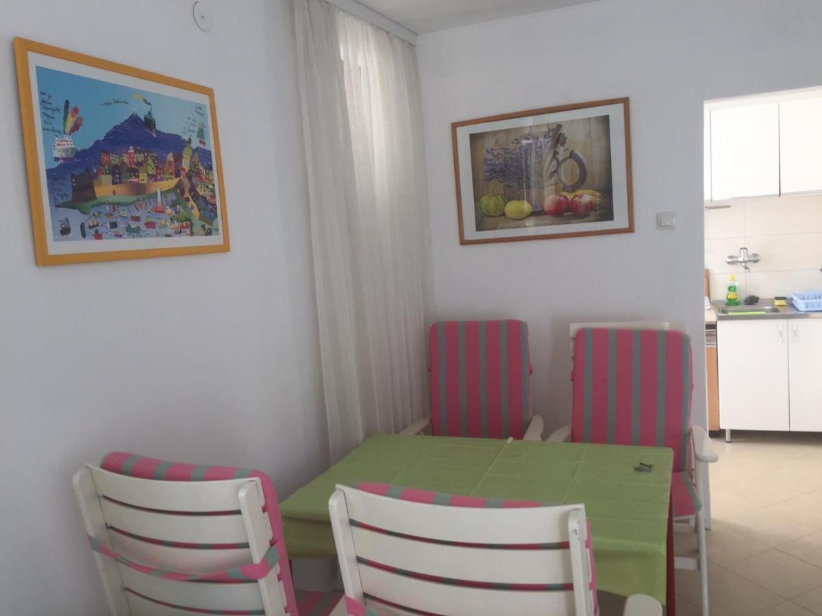 Apartment Perla - 150M From The Sea 노비비노돌스키 외부 사진